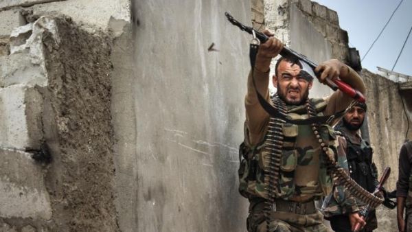 حلب - مدينة تعج بالهياكل العظمية لا حياة فيها إلا للقطط الشاردة