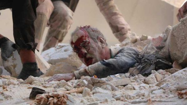 استشهاد 30 شخصا فى هجمات للنظام وروسيا على حلب