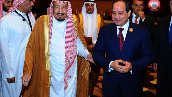  هذا اللقاء يأتي على خلفية توتر في العلاقات بين البلدين 