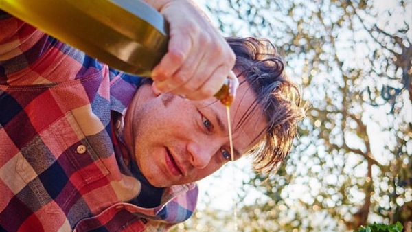 Jamie Oliver uses a spy app to keep tabs on his kids (Source: jamieoliver / Instagram ) 