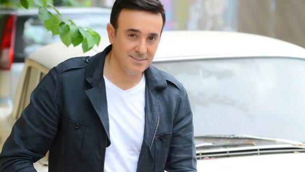  الفنان التونسي صابر الرباعي 