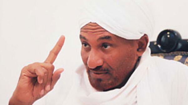  الصادق المهدي، زعيم حزب الأمة القومي المعارض في السودان
