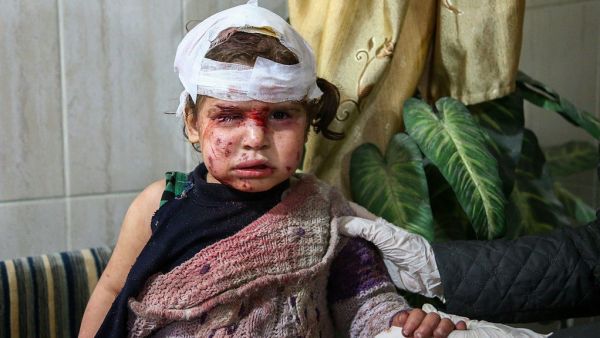 موسكو: الخوذ البيضاء عمدوا إلى فبركة هجوم كيميائي على المدنيين في مدينة دوما