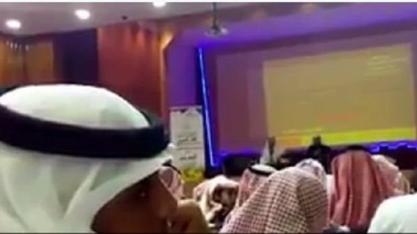 مدير تعليم الطائف يهدد طالب