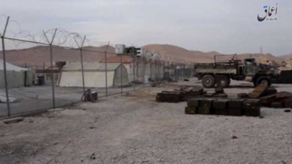 قوات النظام فرت من تدمر "سريعا جدا" تاركة عتادا غنمه داعش