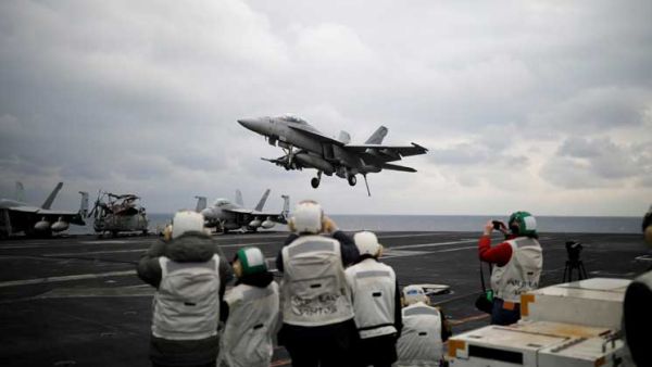 حاملة طائرات أمريكية تتجه مع أسطولها نحو شبه الجزيرة الكورية
