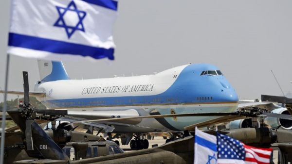 دشن ترامب الشهر الماضي أول رحلة مباشرة من الرياض إلى تل أبيب 