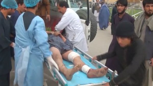 القصف تم أثناء احتفال بتخريج دفعة من حفظة القرآن شارك فيه عدد من القياديين في طالبان 