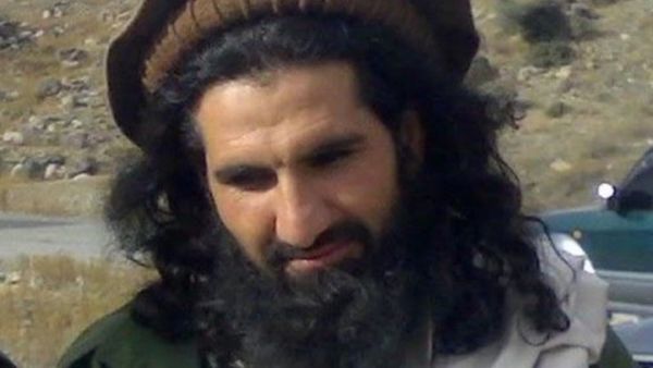 الغارة قتلت خان سعيد القائد في طالبان الباكستانية وثلاثة أشخاص آخرين 