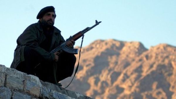 طالبان تبنت إسقاط المروحية وقالت إن الطيارين قتلا - أرشيف