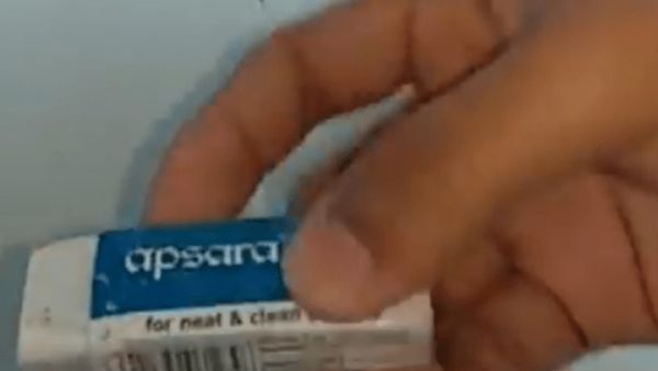  ممحاة تم وضع أوراق غش فيها بطريقة مبتكرة