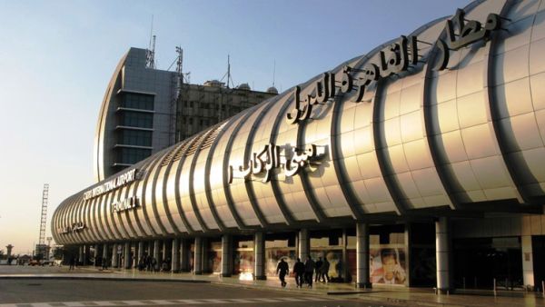 مطار القاهرة