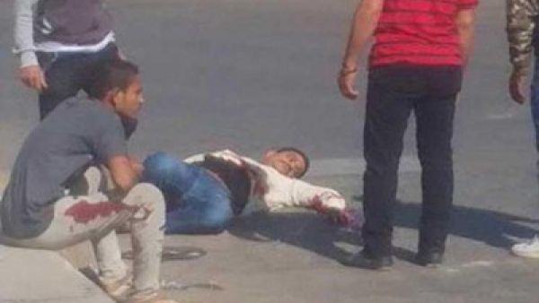 شرطي مصري يقتل مواطنا ويصيب اثنين بسبب كوب شاي