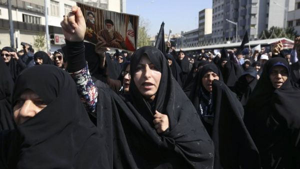 الرياض تحمل طهران مسؤولية منع الايرانيين من الحج
