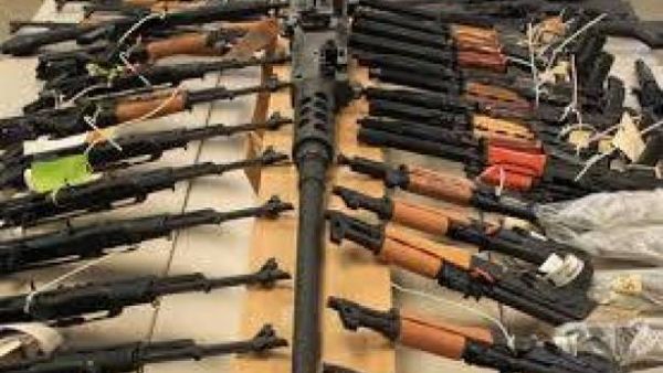العثور على مخبأ اسلحة "ارهابي" في ايرلندا الشمالية