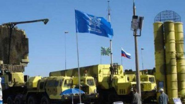 روسيا تكمل تسليم الصواريخ إس-300 لإيران في نهاية العام