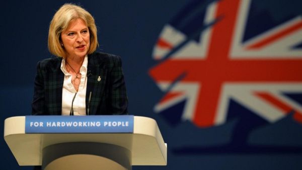 حزب المحافظين يلتف حول ماي مع تحذيرها روسيا مجددا في قضية الجاسوس
