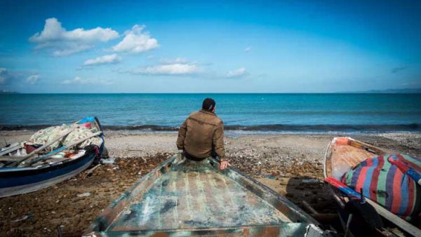 تونس توقف 16 صياداً مصرياً بتهمة "الصيد المخالف" بمياهها الإقليمية