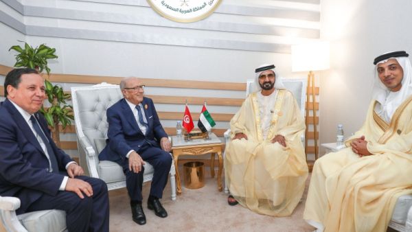 القمة العربية تعيد الدفء إلى العلاقات التونسية الإماراتية 