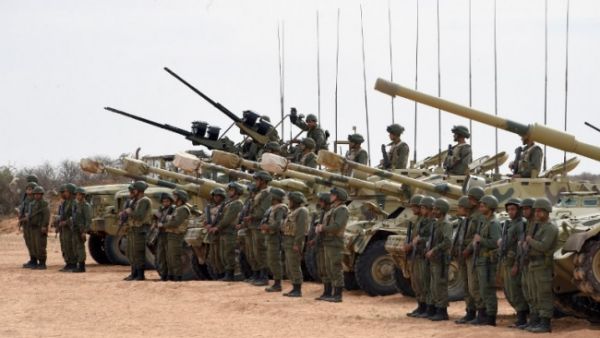 ينتشر على طول هذه الحدود تهريب المحروقات والسلع والمخدرات وأيضا الأسلحة - ارشيف 