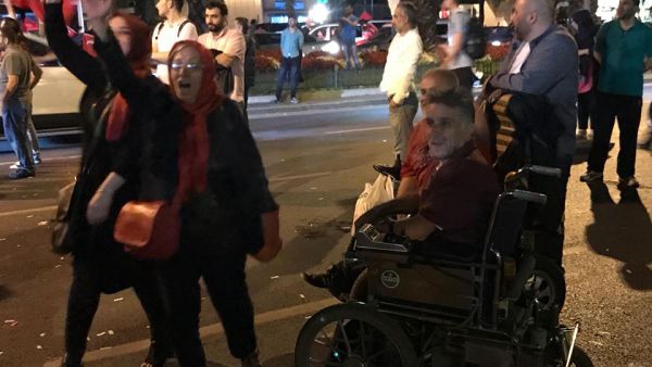 لم يفرح الأتراك وحدهم بالنتائج 