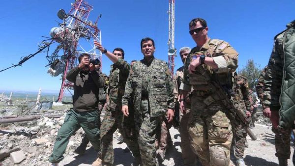 يبلغ عدد مسلحي "قوات سوريا الديمقراطية" أكثر من 50 ألف شخص 