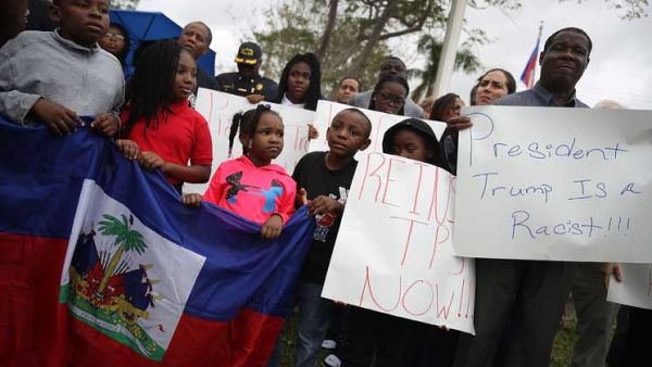 احتجاجات في ميامي ضد تصريحات الرئيس الأمريكي
