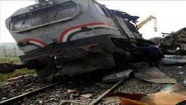 خروج قطار ركاب عن سكته في مصر
