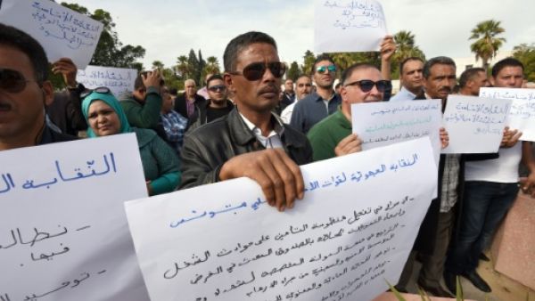 شرطة تونس تتظاهر للمطالبة بتحسين اوضاعها المادية