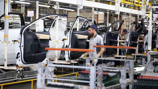 The country's automotive exports register all-time high of $7.12 billion between January and March 2017. (Anadolu)