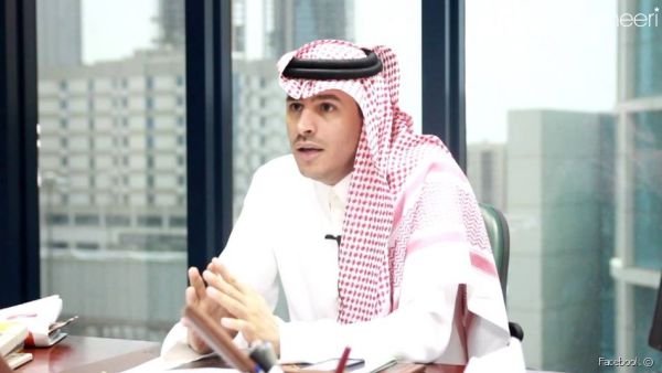 تركي العواد يسيء للسعوديات
