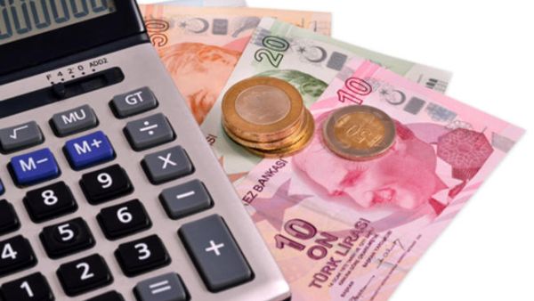 The lira fell to as low as 2.6462 against the greenback early on Tuesday, just shy of a record low hit last Friday at 2.6475. The lira fell to as low as 2.6462 against the greenback early on Tuesday, just shy of a record low hit last Friday at 2.6475.