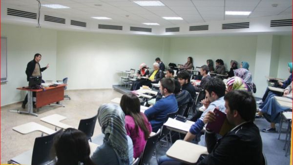 الاختلاط في الجامعات