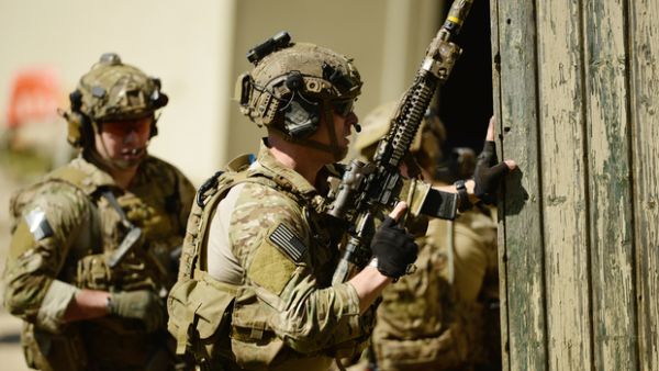 The deployment brings to 300 the number of US soldiers in Syria (AFP)