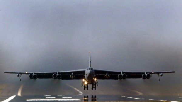  قاذفة "B-52" الأمريكية