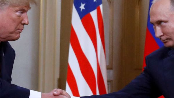 الرئيسان الأمريكي دونالد ترامب والروسي فلاديمير بوتين