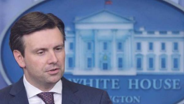 المتحدث باسم البيت الابيض جوش ارنست