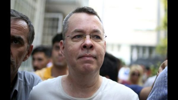 القس الأمريكي آندرو برانسون