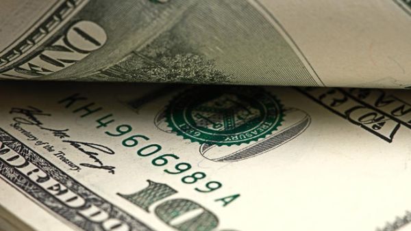 For the first time since the civil war began, the Syrian Pound has made gains against the US Dollar. (Image credit: Shutterstock)