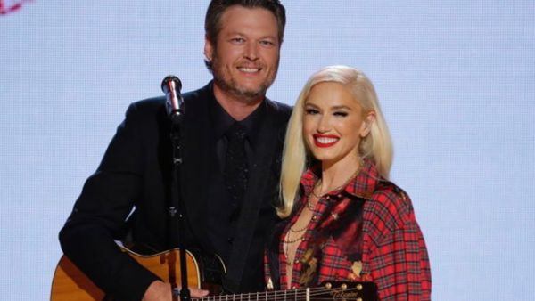 Shelton and Stefani confirmed their relationship in November 2015 (Source : gwenstefani / Instagram ) 
