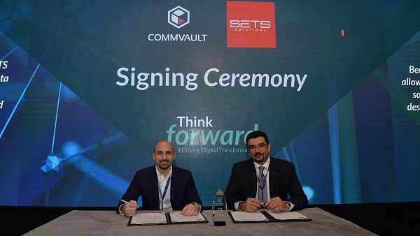 Shady Saba and Maher Chahlawi during the signing.