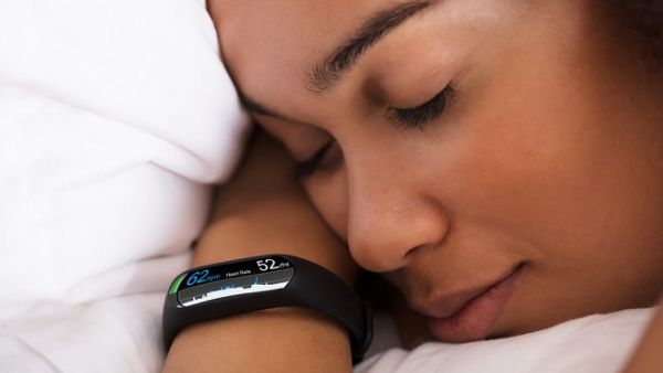 Thanks to new technologies, smartwatches can now alert you to serious health problems and ultimately save your life. Here's how. (Shutterstock)