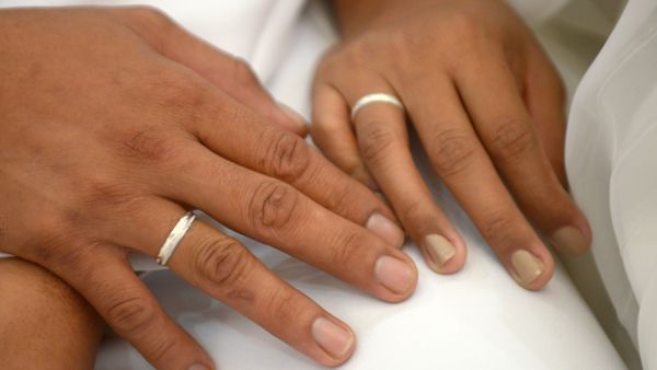 Locals say marriage has lost most of its fun in Daesh-controlled Mosul, where the extremist group has banned wedding parties and requires full beard and niqab for new couples. (AFP/Jay Directo)