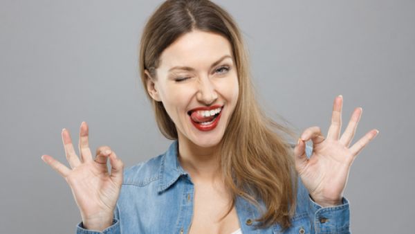 من طرق التخلص من الخجل أن تكون شخصا إيجابياً

