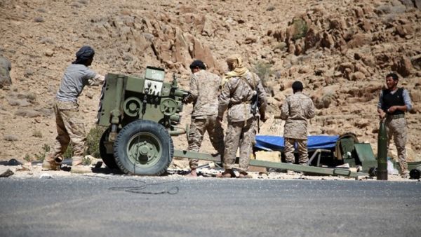 مواجهات مع الجيش اليمني تخلف مقتل 14 حوثيا غربي البلاد
