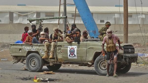 مقتل 61 مقاتلا من الطرفين في معارك الحديدة في اليمن
