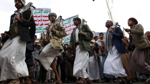 Supporters of the Houthi movement rally in the capital, Sanaa, and perform the traditional Baraa dance on July 24, 2015. (AFP/Mohammed Huwais)