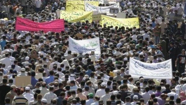 Tens of thousands of Yemenis have thronged in the capital, Sana’a, to commemorate the second anniversary of their revolution. (AFP)