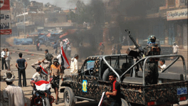 تفجير منزل الشيخ علي بدير الكائن في مدينة يريم محافظة إب 