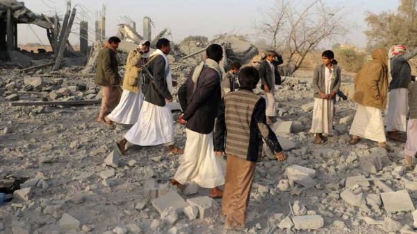 الحوثيون يقصفون بقذائف الهاون منزل ياسر العواضي في مديرية “ردمان”